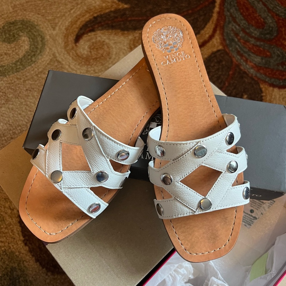 Vince Camuto White flat sandal with silver beading detail-slide style